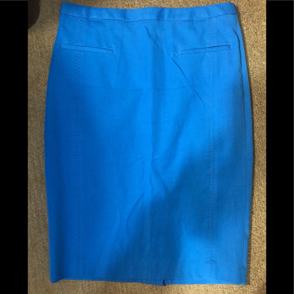 🌞2/25-4/45🌞
BR pencil skirt w front pockets